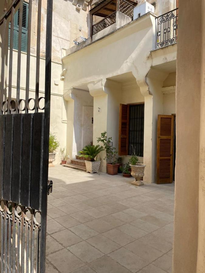 Casetta Zia Tetti Lecce Exterior foto